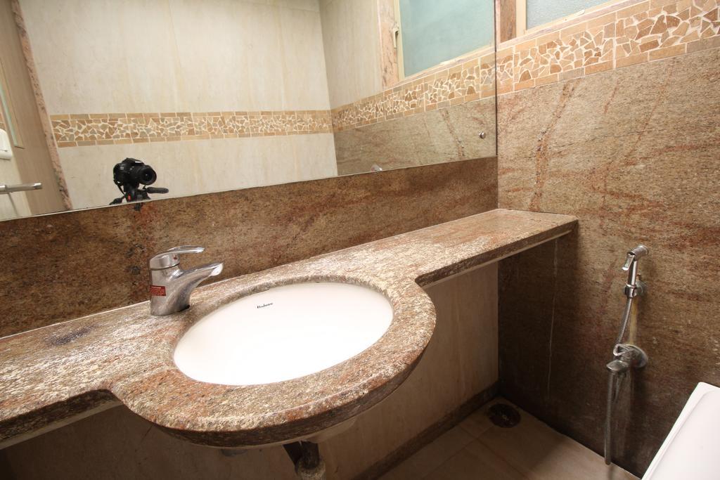 Hotel Samrat Mumbai Room photo